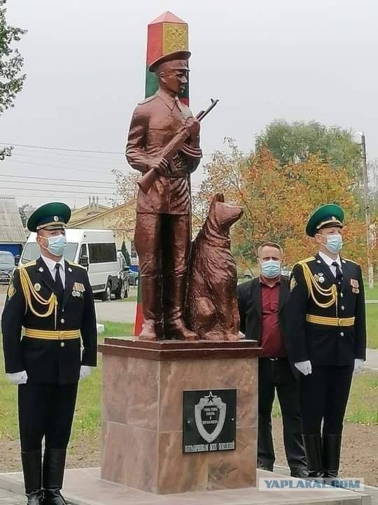 Статую Третьяка установили в Москве