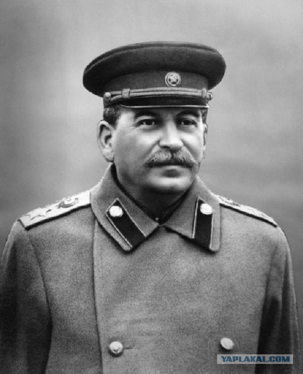 Министерство обороны отказало своему генералиссимусу