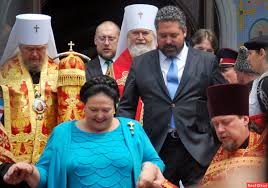"Лечь на пол, обезьяны"