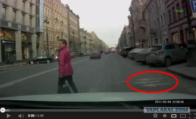 Неадекватный водитель на Audi R8 атакует