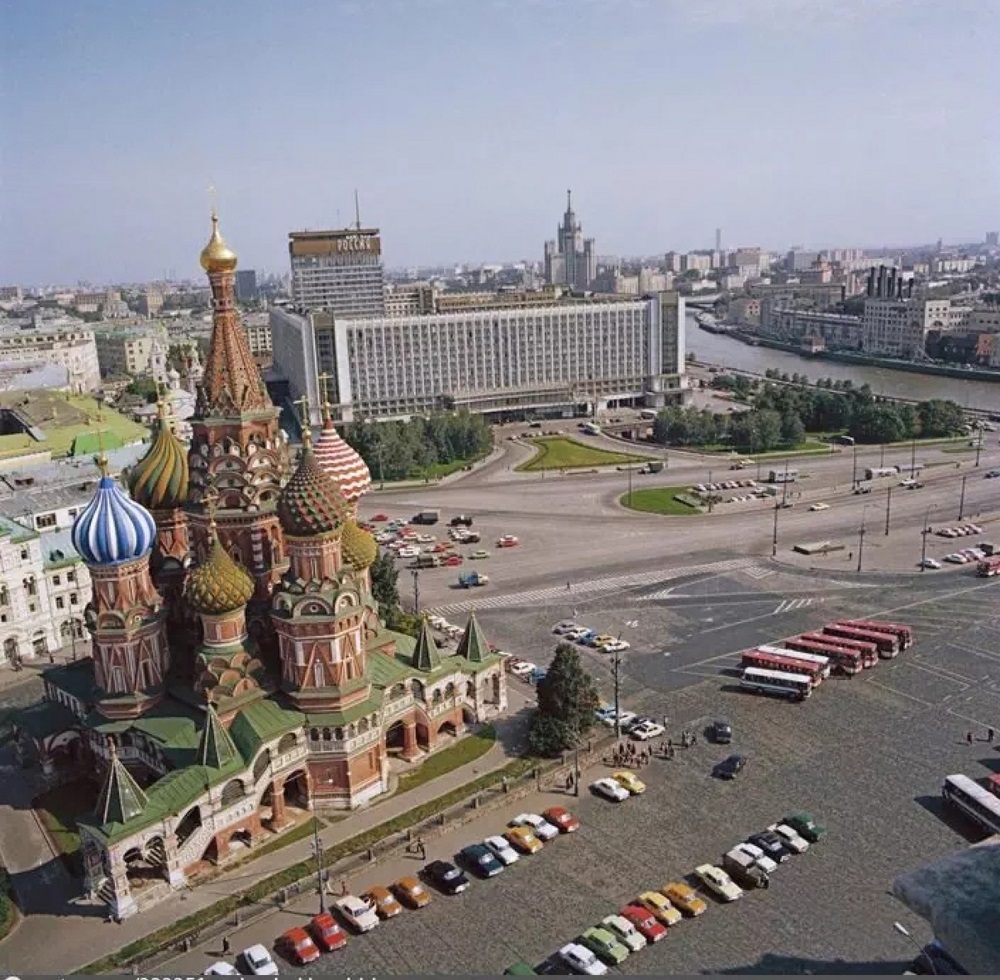 Москва и москвичи. Двадцатый век. 04.02.25