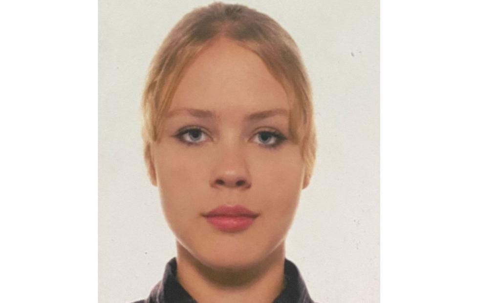 Пропавшая под Красноярском 15-летняя девушка найдена живой, ее жизни ничего не угрожает, сообщили в СК