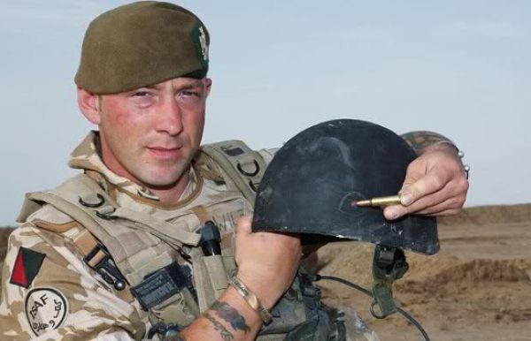 Как каски спасают солдатские жизни