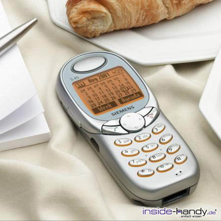 Motorola. Старейший производитель смартфонов вернулся в Россию