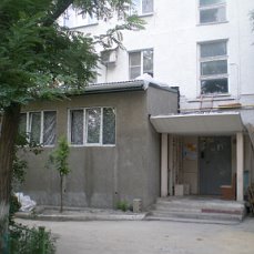21 фото о том, что бывает, когда ты Людовик XIV, но вынужден жить в хрущёвке