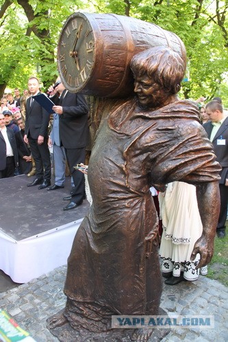 Необычные статуи мира