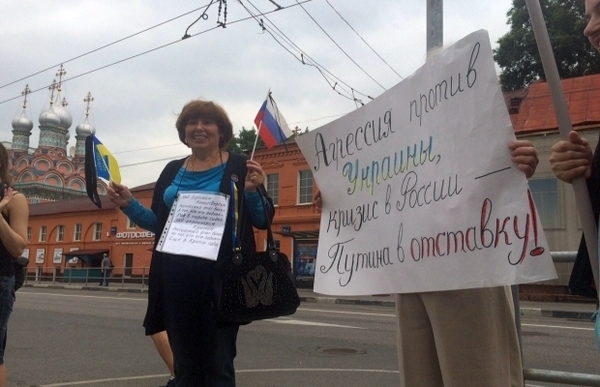 Что скрыли за часами Пескова