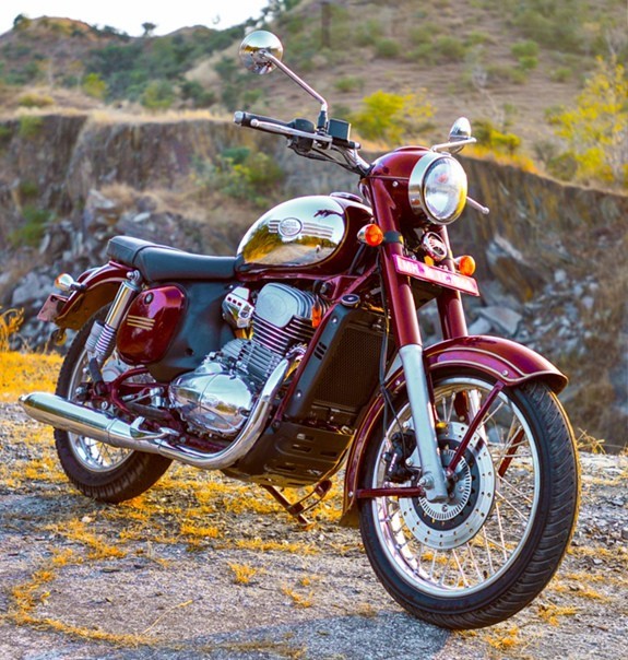 Что выпускает сейчас легендарная Jawa, поставлявшая мотоциклы в СССР