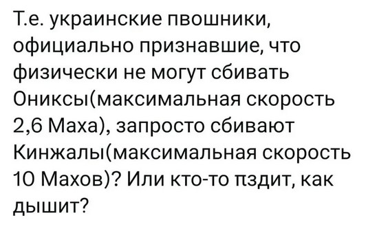 На Крымском мосту виден дым, движение перекрыто
