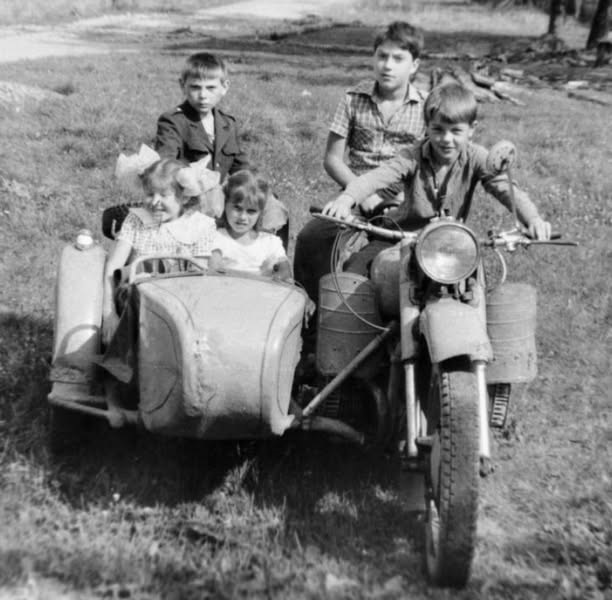 Детство босоногое