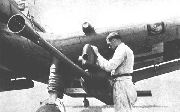 Как кольцо помогло найти самолет