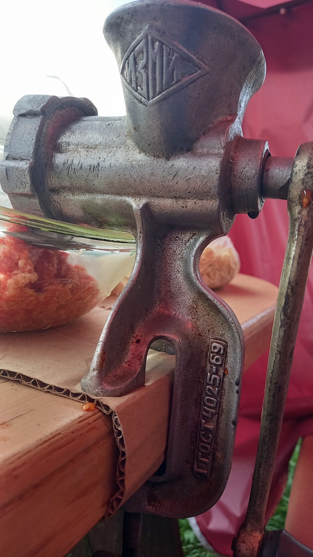 Да ну нафиг эти ГОСТовские советские мясорубки