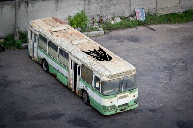 Кладбище старых автобусов