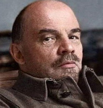 Мужчине сломали нос за замечание