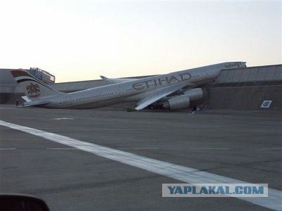 Впервые в истории российские военные смогли посадить Су-34 "на брюхо"