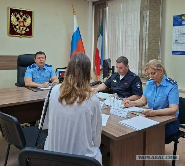 «Ты знаешь, кто я?»: зампрокурора Хакасии Антон Ан за рулем пьяным устроил скандал с ДПС