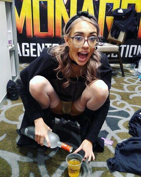 Ужасы и приколы из соцсетей 18+