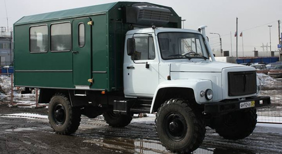 Парень сделал кемпер из ГАЗ-66 за 500 000 рублей
