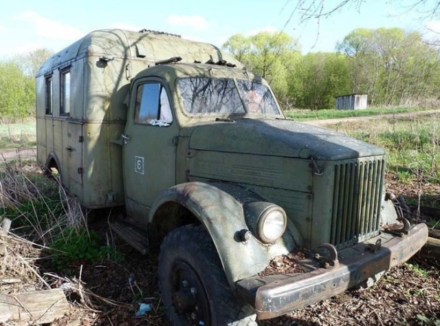 Восстановление грузовика ГАЗ-63, который простоял в поле много лет