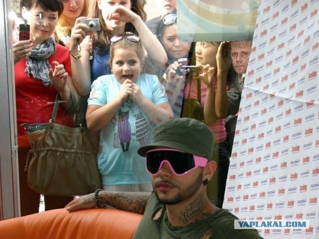 Фотожаба: Фанатка Тимати