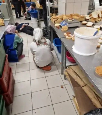 В подмосковном Солнечногорске мигранты заключили контракты на СВО после доносов местных.