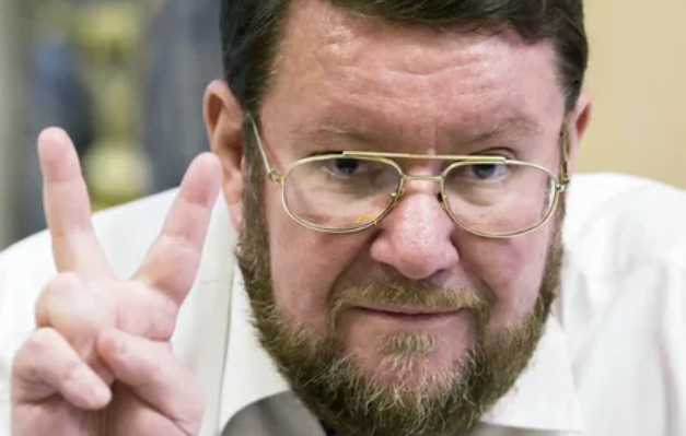 Захарова : « Этого наркомана пустила по кругу «коалиция желающих»
