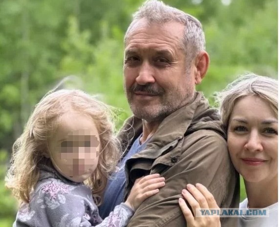«Нельзя прекращать поиски, счет идет на часы»