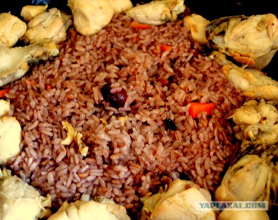 Плов из цыплёнка с вишней
