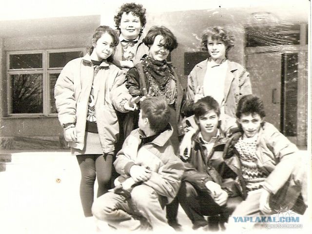 «Опубликуй фото из 90-х»
