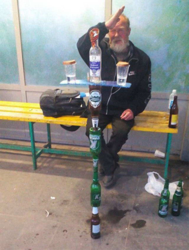 Алкотур в картинках из соцсетей.