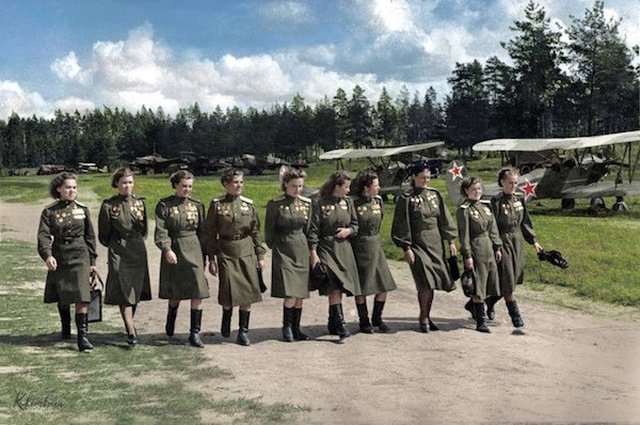 Знаменитые исторические фотографии в цвете