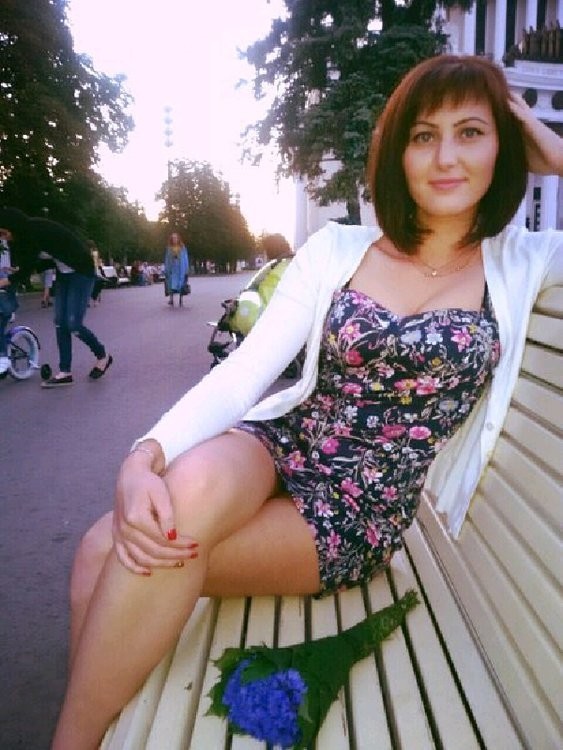 Красивые женщины с сайтов знакомств, которым за 40