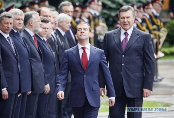 Куда подевался рост Шварцнегера?