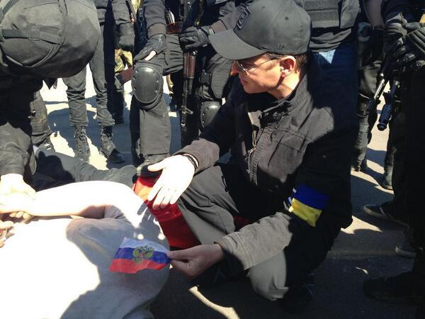 Мариуполь, держись!