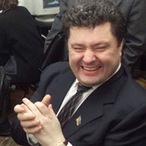 Порошенко объяснил, почему отобрал банк у Коломойского