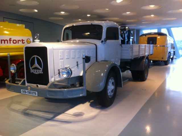 Фотоотчет. Германия. Музей Mercedes-Benz