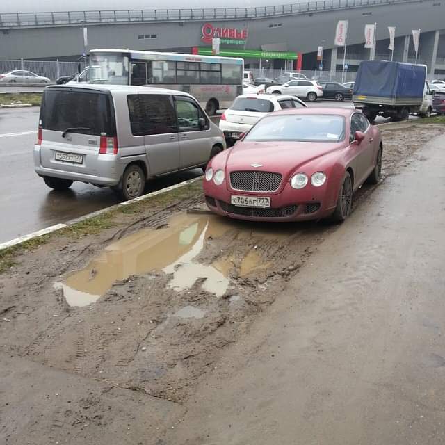 Почему бедные люди покупают дорогие авто?