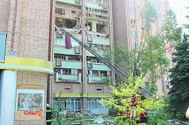 Только что в Балашихе в микрорайоне Янтарный произошёл взрыв в многоэтажном доме.