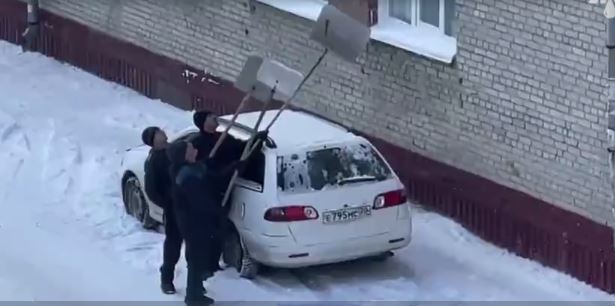 «Чёрт с ней, с машиной — мне людей нужно спасти»