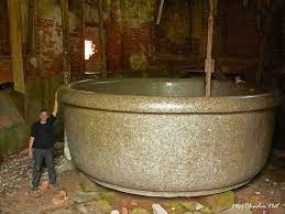 Из одного камня