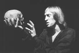 Не судите строго