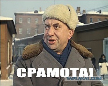 Девушки в нарядах с сеточкой