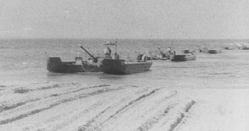 Плавающий батальон: на танках по Балтийскому морю