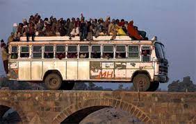 Лидеров африканских стран во время государственных похорон королевы Великобритании посадили в переполненный автобус