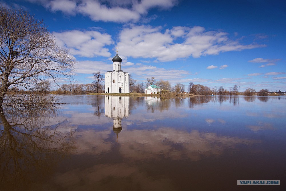 храм ушедший под воду. Смотреть фото храм ушедший под воду. Смотреть картинку храм ушедший под воду. Картинка про храм ушедший под воду. Фото храм ушедший под воду
