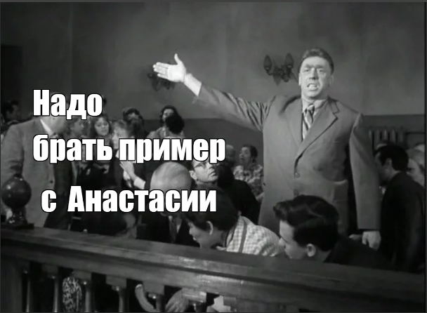 19-летняя девушка отправляет свои интимные фото за помощь приютам