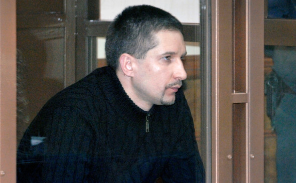 «Он молча шел и стрелял в нас» 15 лет назад милиционер Евсюков устроил бойню в Москве. За что он расстрелял 11 человек?
