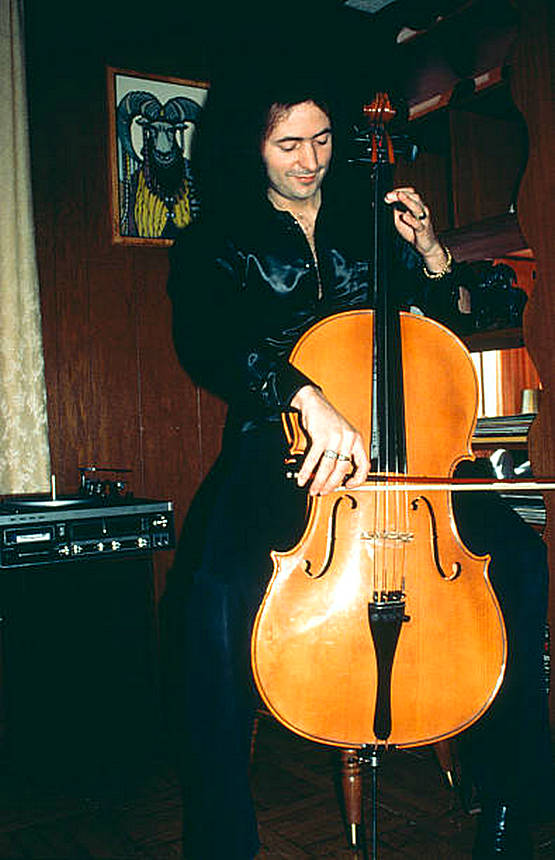 Музыка и музыканты: Ritchie Blackmore
