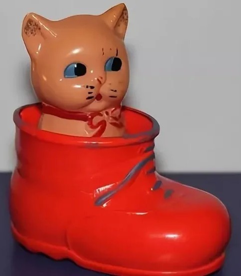 В Сети нашли милые ковбойские шляпы и сапоги для...котиков.