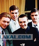 Брюс вылез